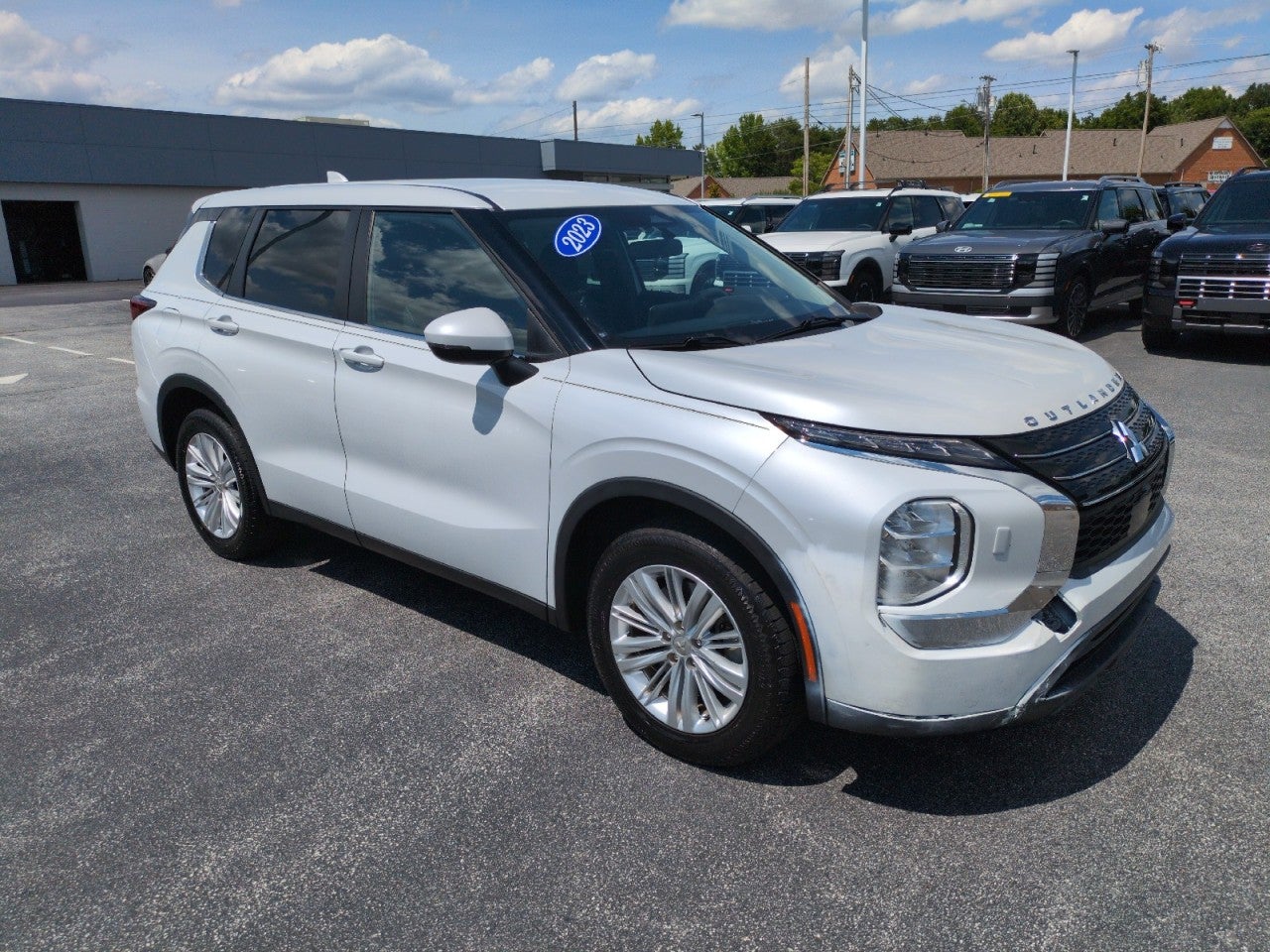  2023 Mitsubishi Outlander SUV / Crossover All-Wheel Drive Automatic