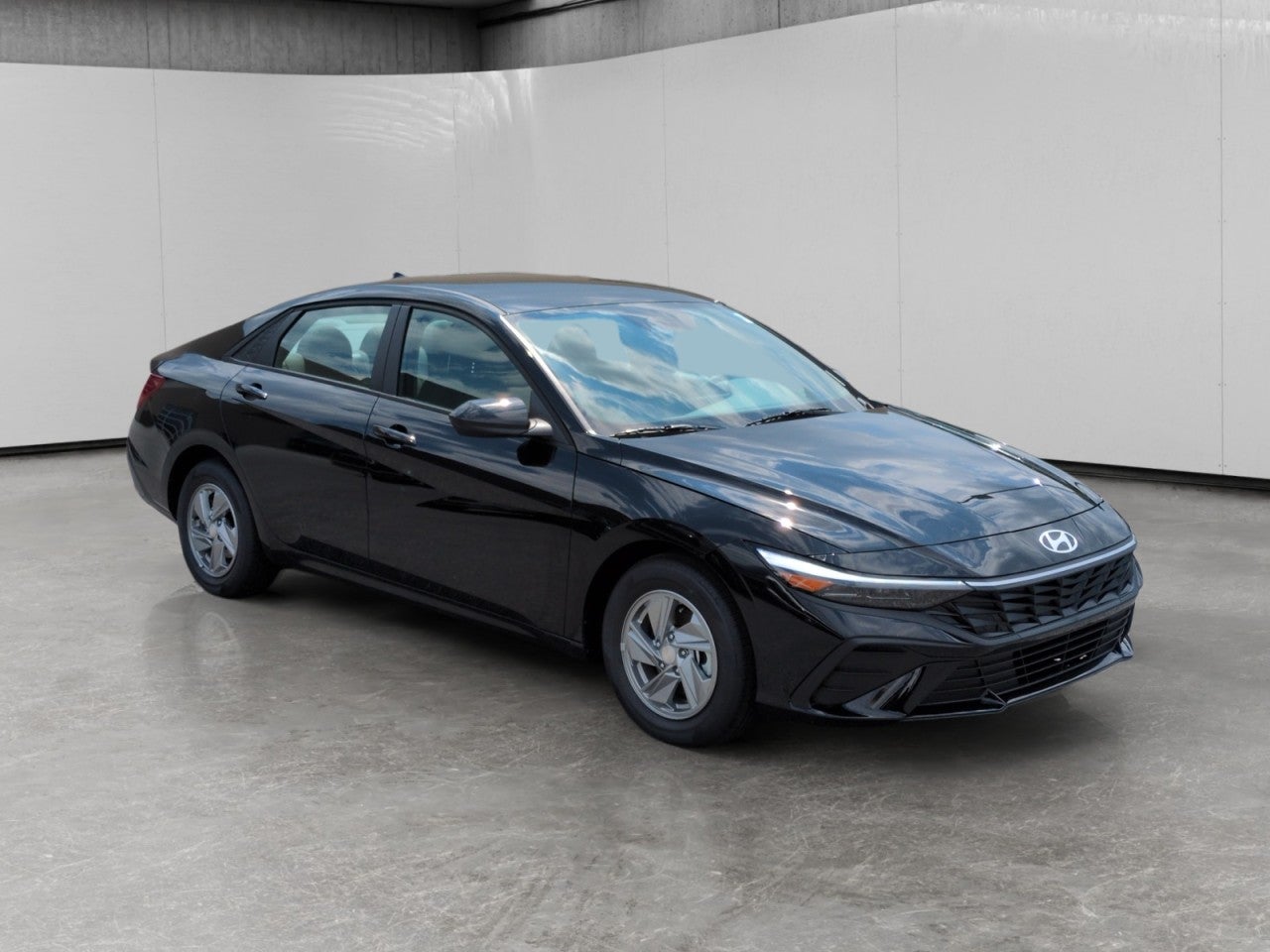 Black 2026 Hyundai Elantra Sedan Front-Wheel Drive Automatic