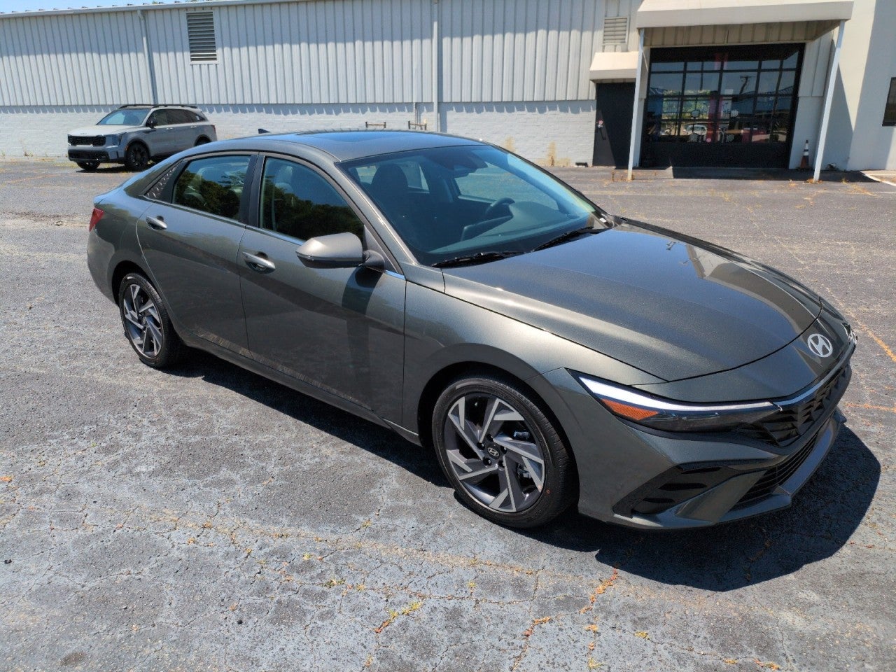 Gray 2026 Hyundai Elantra Sedan Front-Wheel Drive Automatic