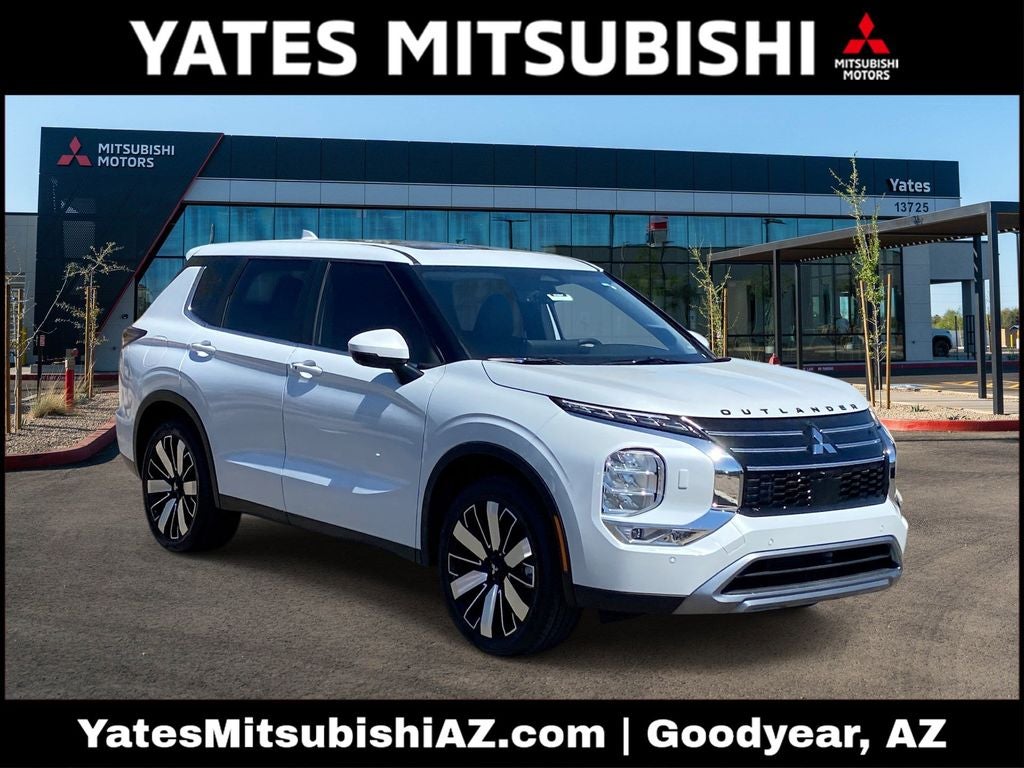 White Diamond 2026 Mitsubishi Outlander SUV / Crossover Front-Wheel Drive Continuously Variable Transmission
