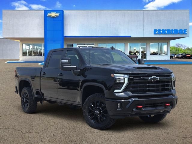 Black 2026 Chevrolet Silverado 2500HD Pickup Truck Four-Wheel Drive Automatic