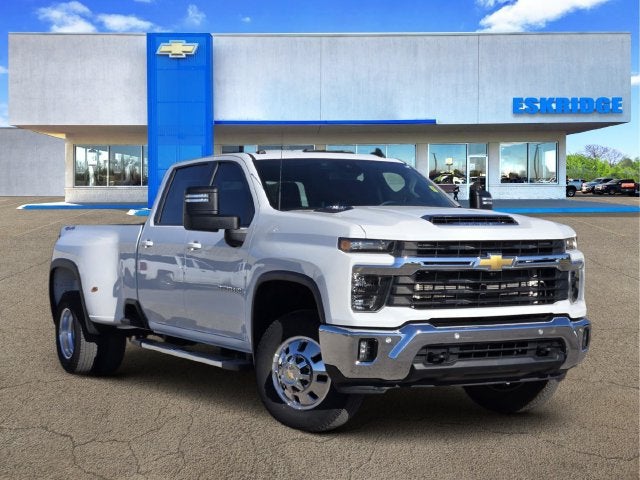  2026 Chevrolet Silverado 3500HD LT Crew Cab LB DRW 4WD   