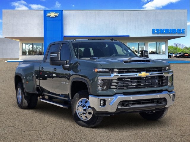 Cypress Gray 2026 Chevrolet Silverado 3500HD Pickup Truck Four-Wheel Drive Automatic