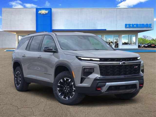 Sandstone Gray 2026 Chevrolet Traverse SUV / Crossover Four-Wheel Drive Automatic