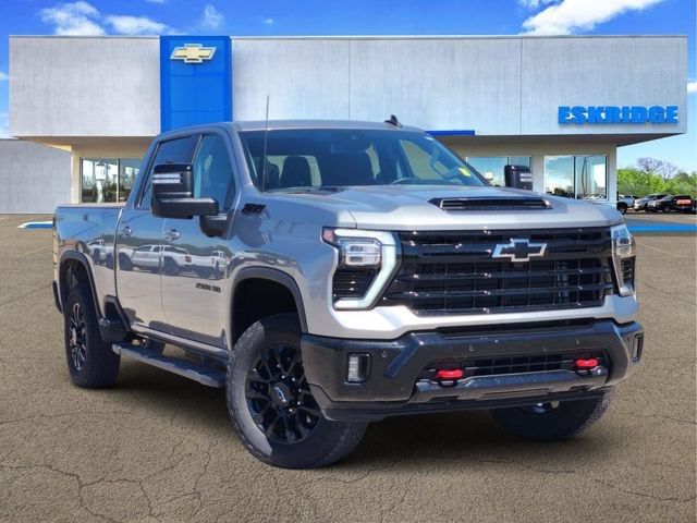 Sterling Gray Metallic 2025 Chevrolet Silverado 2500HD Pickup Truck Four-Wheel Drive Automatic
