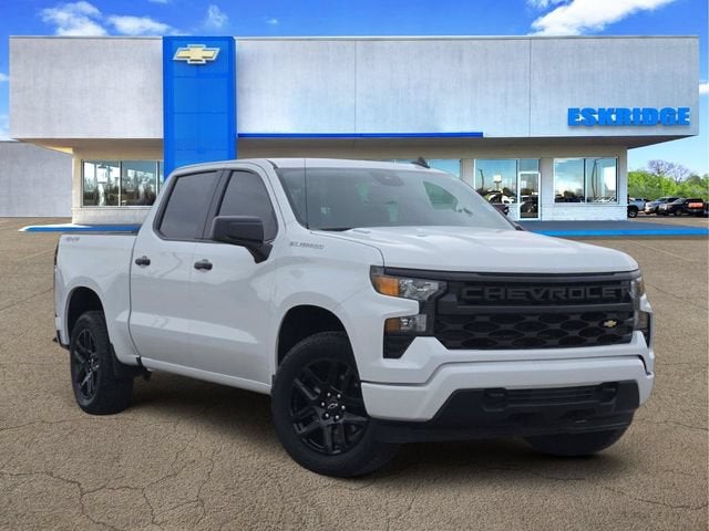 Summit White 2026 Chevrolet Silverado 1500 Pickup Truck Four-Wheel Drive Automatic