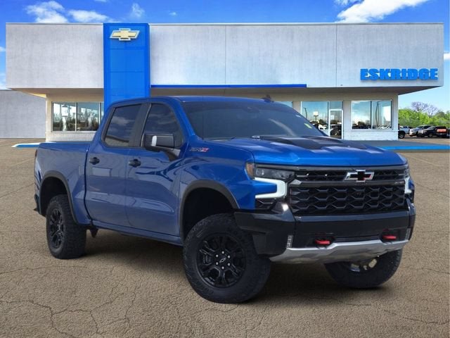 Glacier Blue Metallic 2022 Chevrolet Silverado 1500 Pickup Truck Four-Wheel Drive Automatic