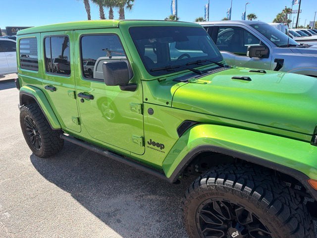 2026 Jeep Wrangler SAHARA Convertible Slide 4