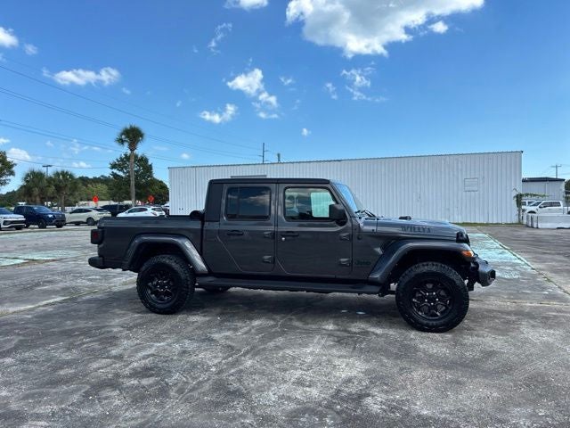2023 Jeep Gladiator WILLYS Crew Cab Pickup Slide