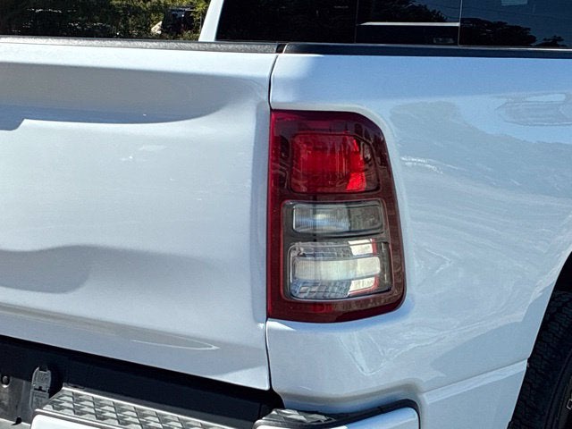 2024 RAM 1500 BIG HORN/LONE STAR Crew Cab Pickup Slide 13