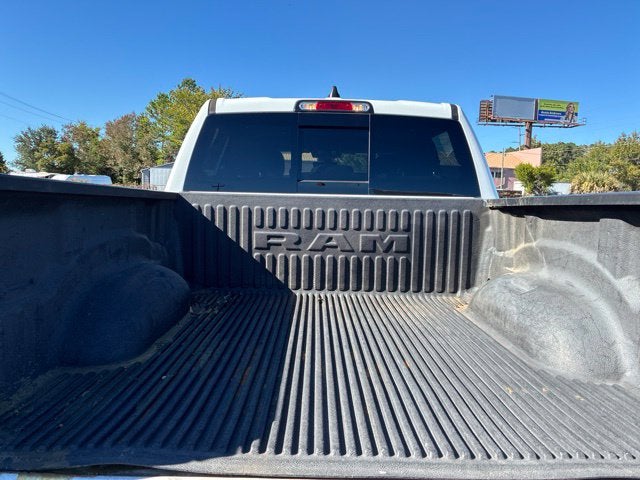 2024 RAM 1500 BIG HORN/LONE STAR Crew Cab Pickup Slide 16