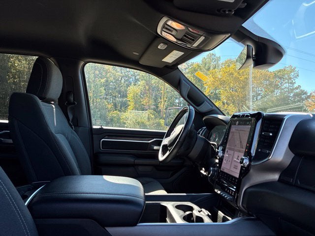 2024 RAM 1500 BIG HORN/LONE STAR Crew Cab Pickup Slide 22