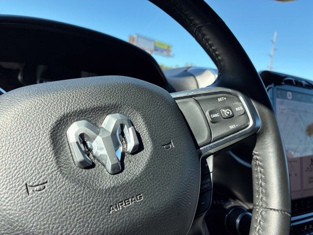 2024 RAM 1500 BIG HORN/LONE STAR Crew Cab Pickup Slide 26