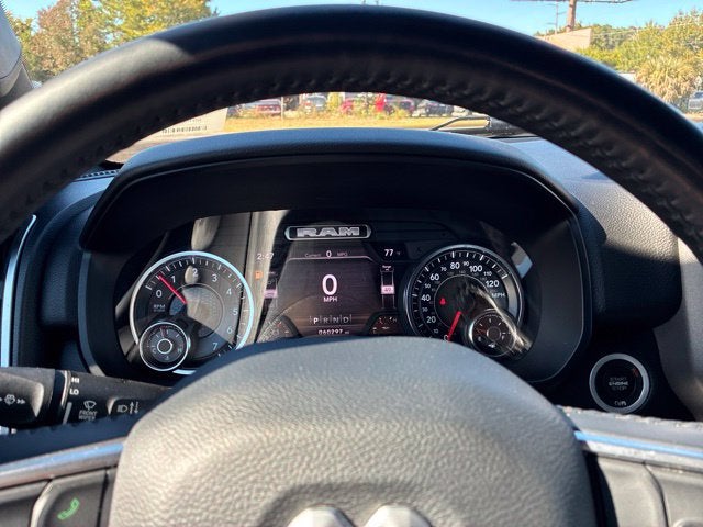 2024 RAM 1500 BIG HORN/LONE STAR Crew Cab Pickup Slide 29