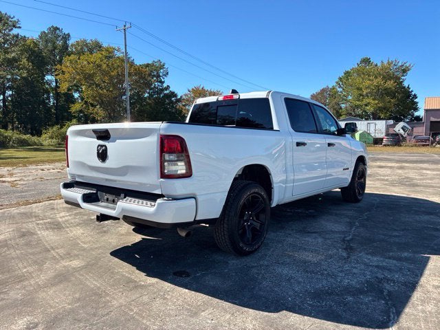 2024 RAM 1500 BIG HORN/LONE STAR Crew Cab Pickup Slide 2