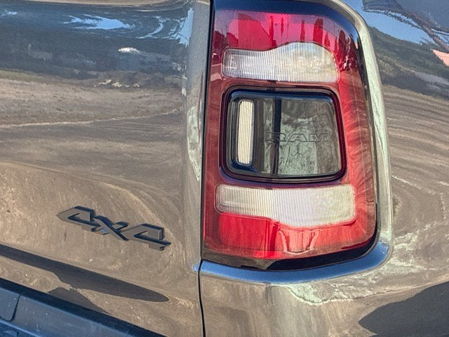 2019 RAM 1500 REBEL Crew Cab Pickup Slide 13