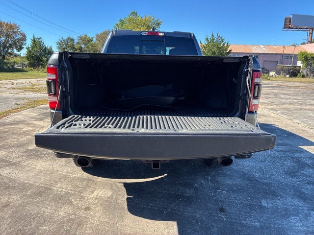 2019 RAM 1500 REBEL Crew Cab Pickup Slide 17