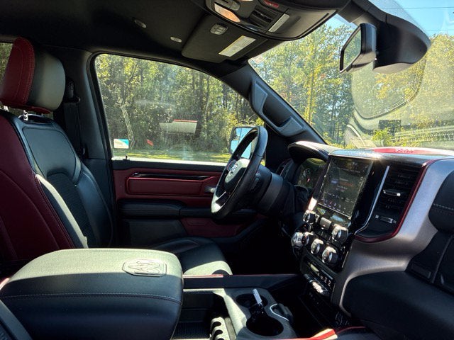 2019 RAM 1500 REBEL Crew Cab Pickup Slide 19