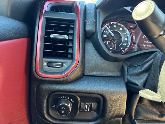 2019 RAM 1500 REBEL Crew Cab Pickup Slide 25