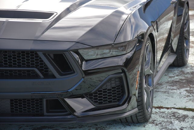 2025 Ford Mustang SHELBY GT 350 2dr Car Slide 9
