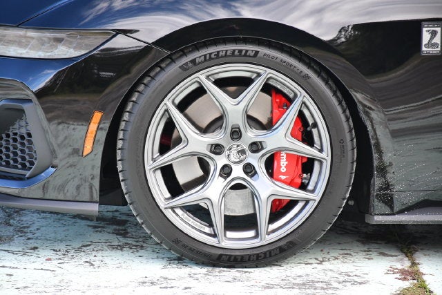2025 Ford Mustang SHELBY GT 350 2dr Car Slide 10