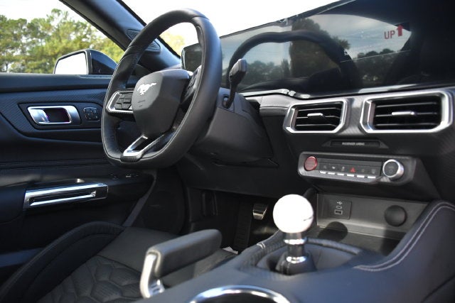 2025 Ford Mustang SHELBY GT 350 2dr Car Slide 30