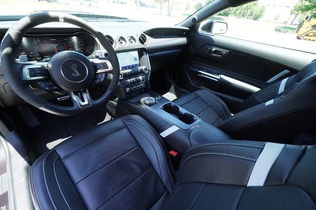 2022 Ford Mustang SHELBY GT500 2dr Car Slide 15