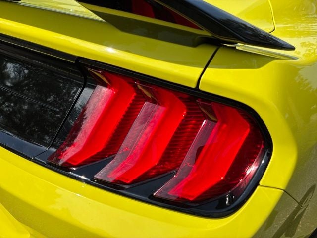 2021 Ford Mustang SHELBY GT500 2dr Car Slide 13
