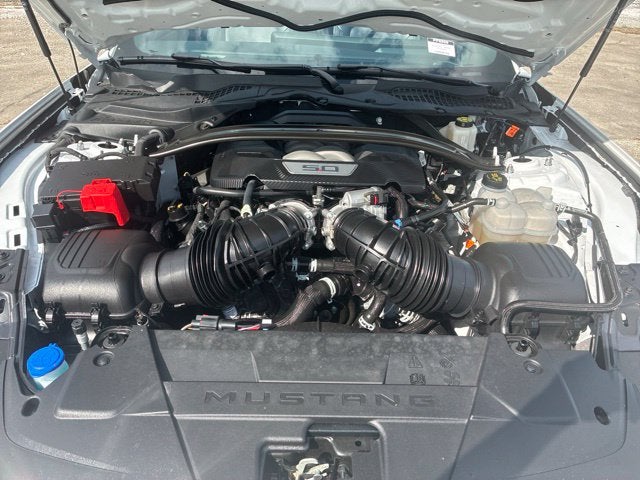 2025 Ford Mustang GT PREMIUM Convertible Slide 18
