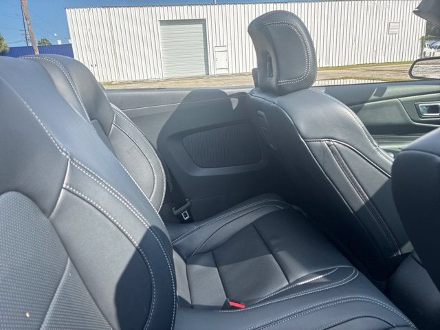 2025 Ford Mustang GT PREMIUM Convertible Slide 22