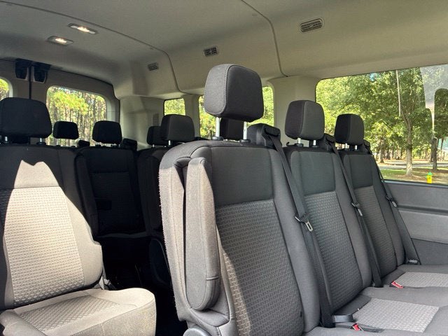 2025 Ford Transit-350 XLT Van Slide 20