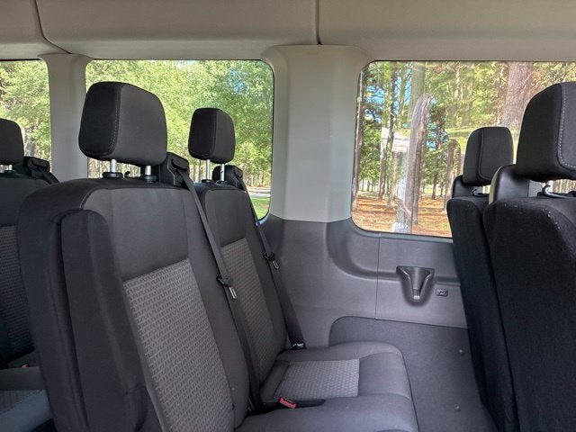 2025 Ford Transit-350 XLT Van Slide 22
