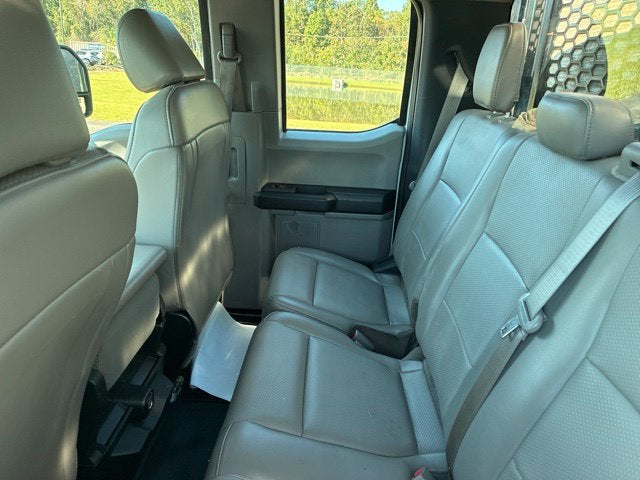2019 Ford F-450SD XL DRW Truck Slide 19