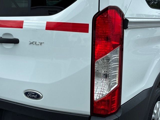 2019 Ford Transit-150 XLT Van Slide 12
