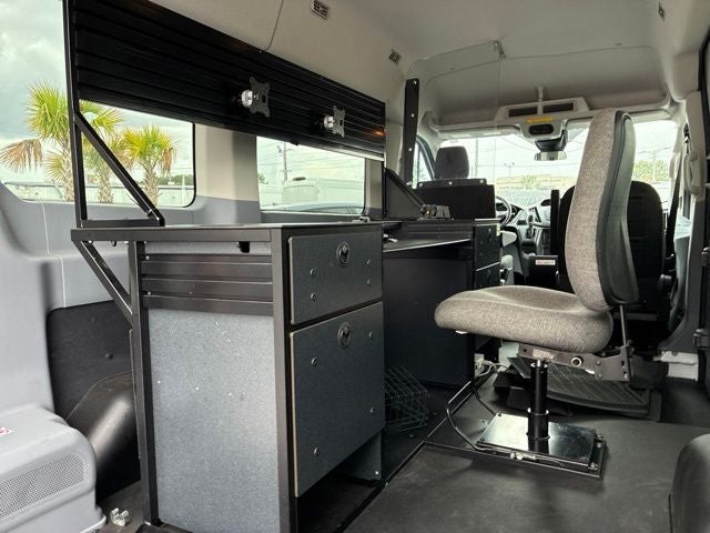 2019 Ford Transit-150 XLT Van Slide 19