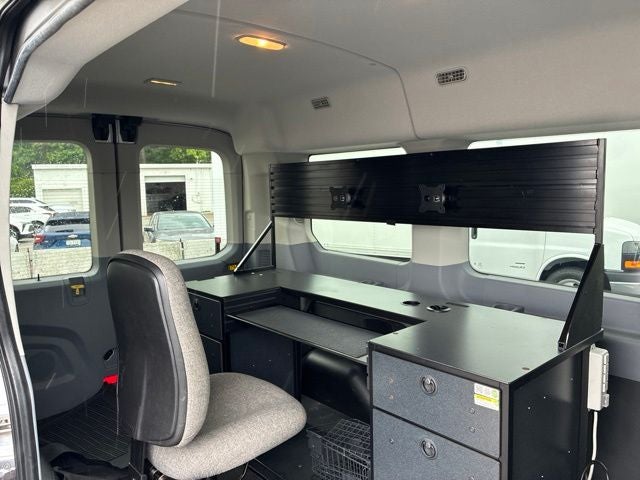 2019 Ford Transit-150 XLT Van Slide 24