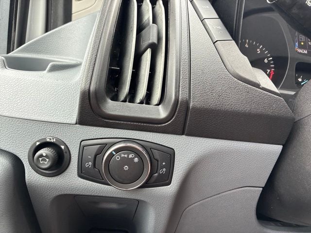 2019 Ford Transit-150 XLT Van Slide 29