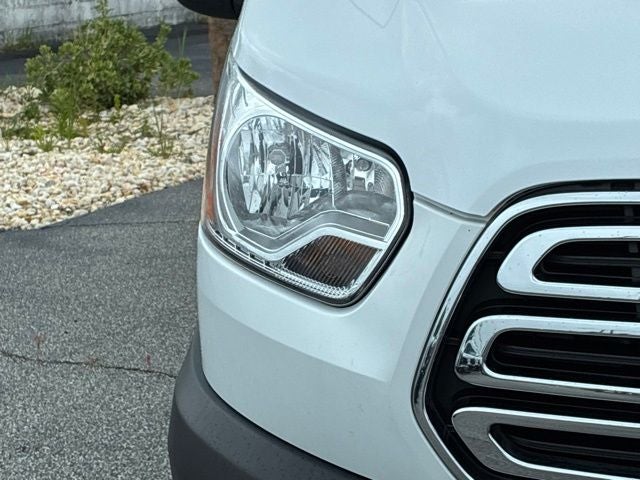 2019 Ford Transit-150 XLT Van Slide 8