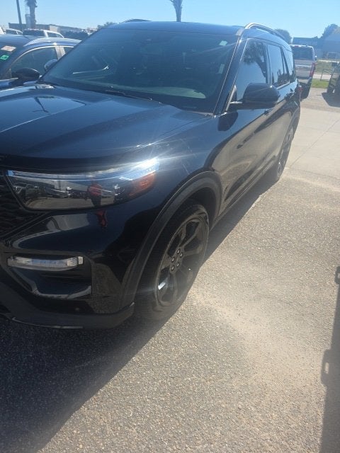 2023 Ford Explorer ST SUV Slide 9