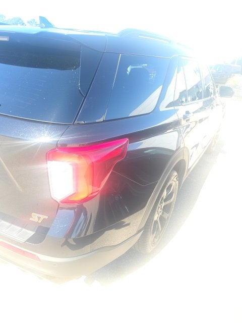 2023 Ford Explorer ST SUV Slide 1