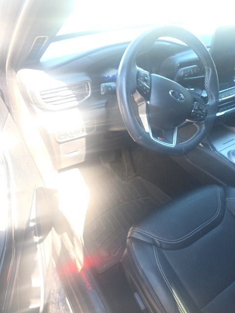2023 Ford Explorer ST SUV Slide 7