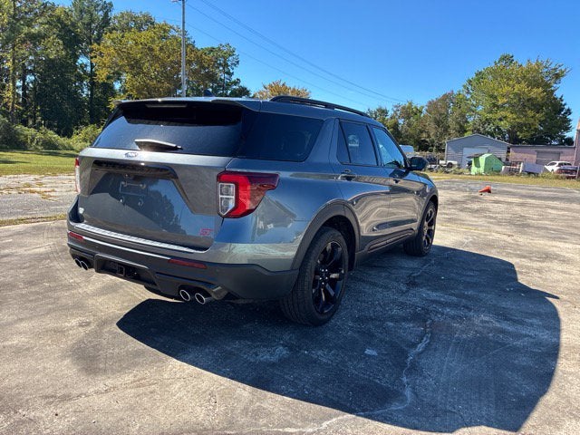 2023 Ford Explorer ST SUV Slide 1