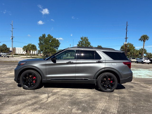 2023 Ford Explorer ST SUV Slide 4