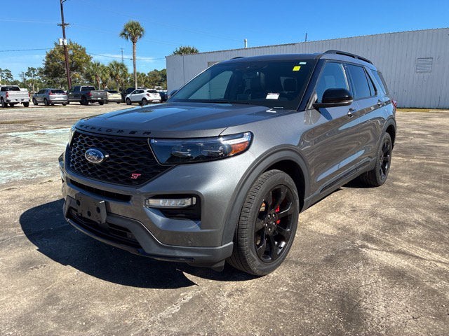 2023 Ford Explorer ST SUV Slide 5