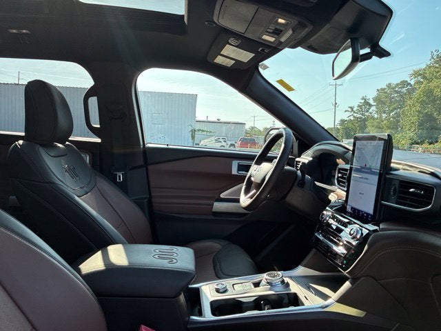 2022 Ford Explorer KING RANCH SUV Slide 23