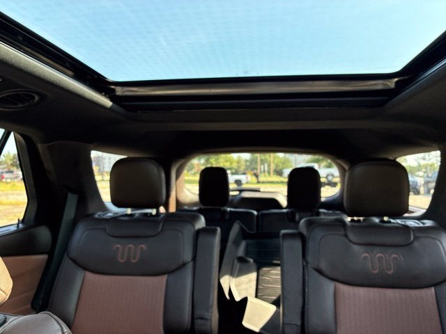 2022 Ford Explorer KING RANCH SUV Slide 36