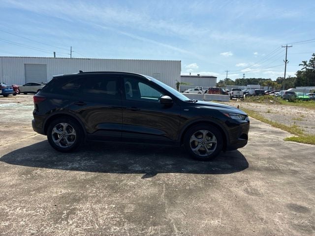 2025 Ford Escape ST-LINE SUV Slide 0