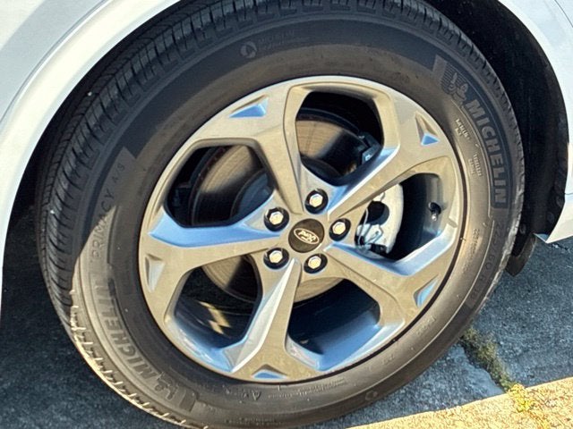 2023 Ford Escape ST-LINE SUV Slide 14