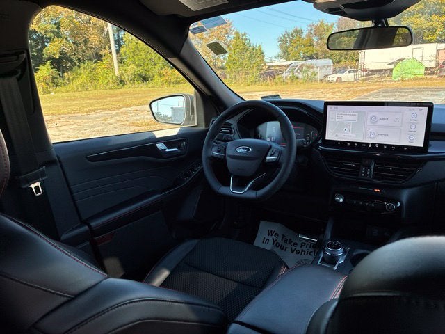 2023 Ford Escape ST-LINE SUV Slide 21