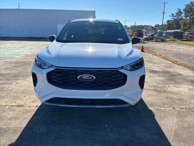 2023 Ford Escape ST-LINE SUV Slide 7